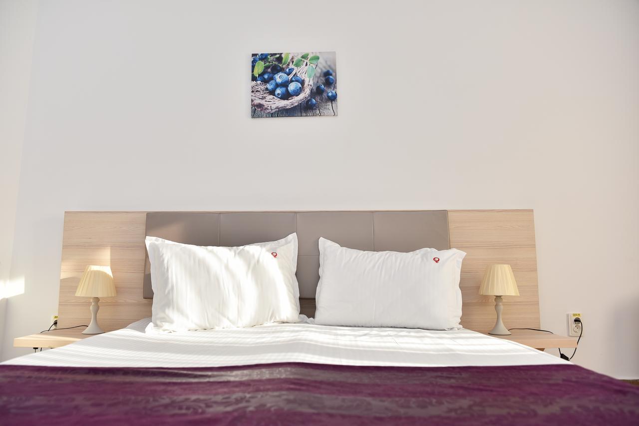 Q Hotel Neptun Buitenkant foto