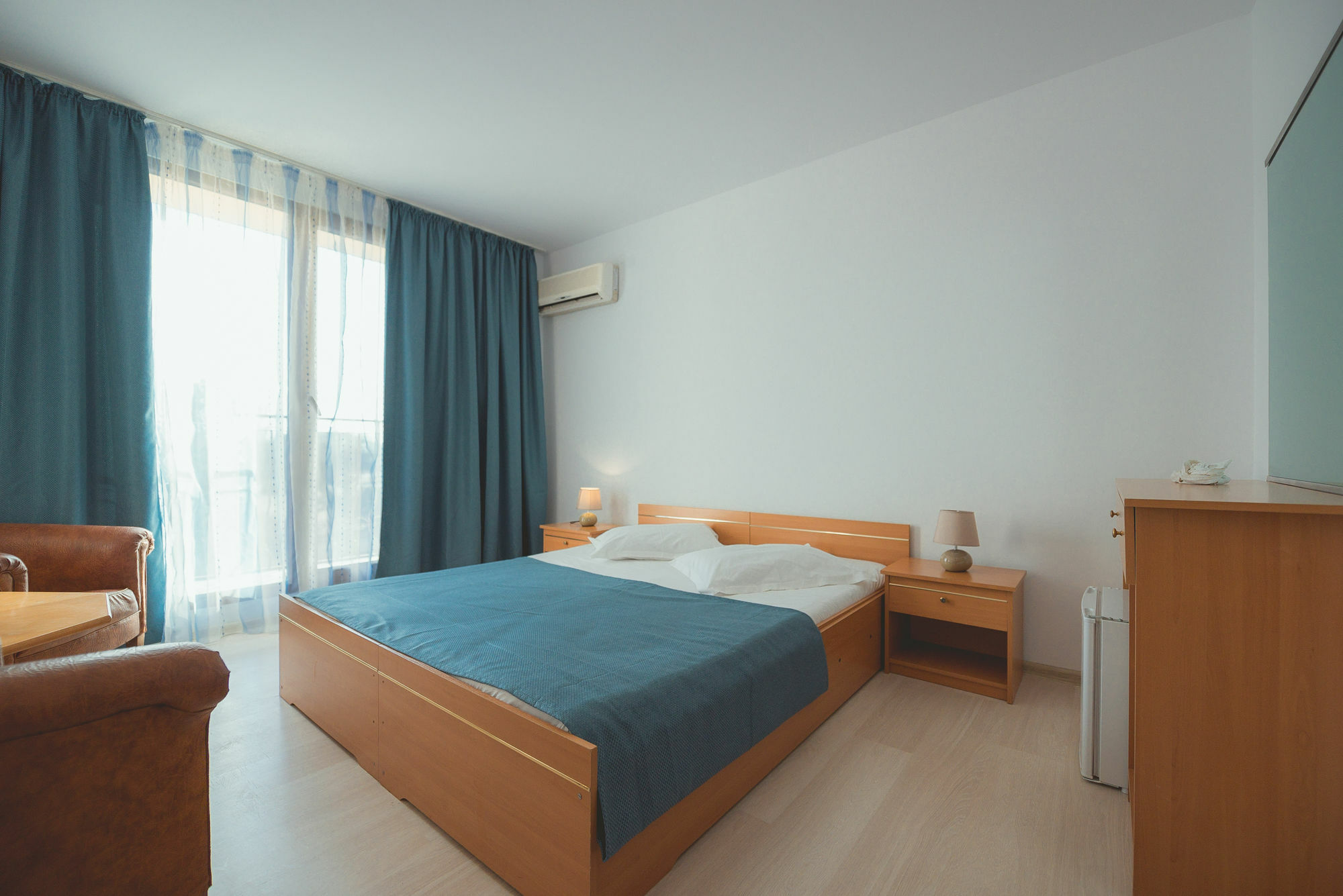 Q Hotel Neptun Buitenkant foto